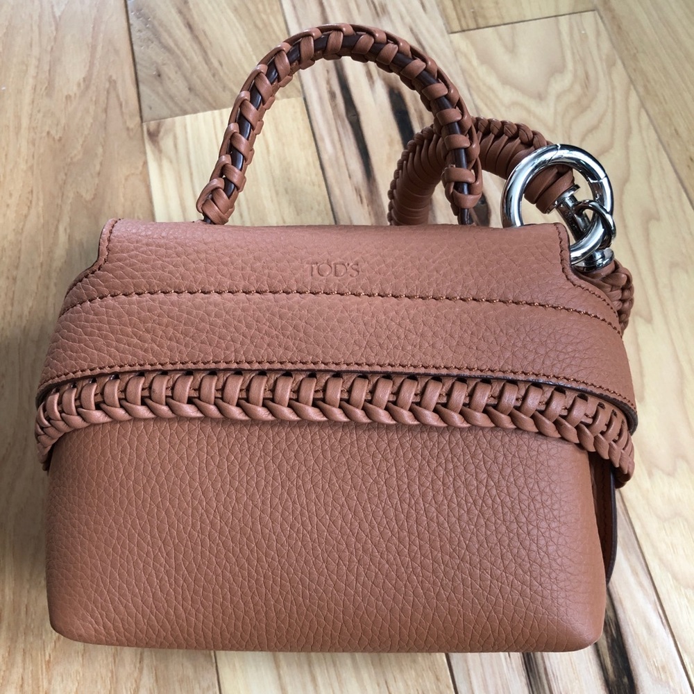 Tod’s micro mini wave bag